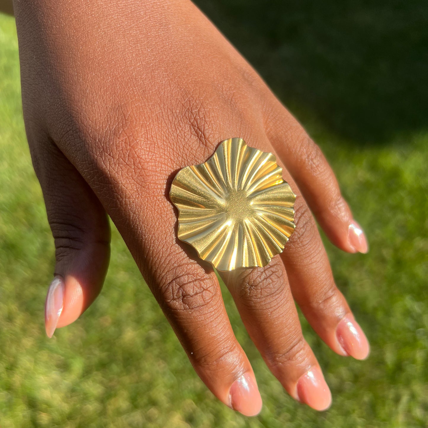 Sculpted Petal Ring image 2