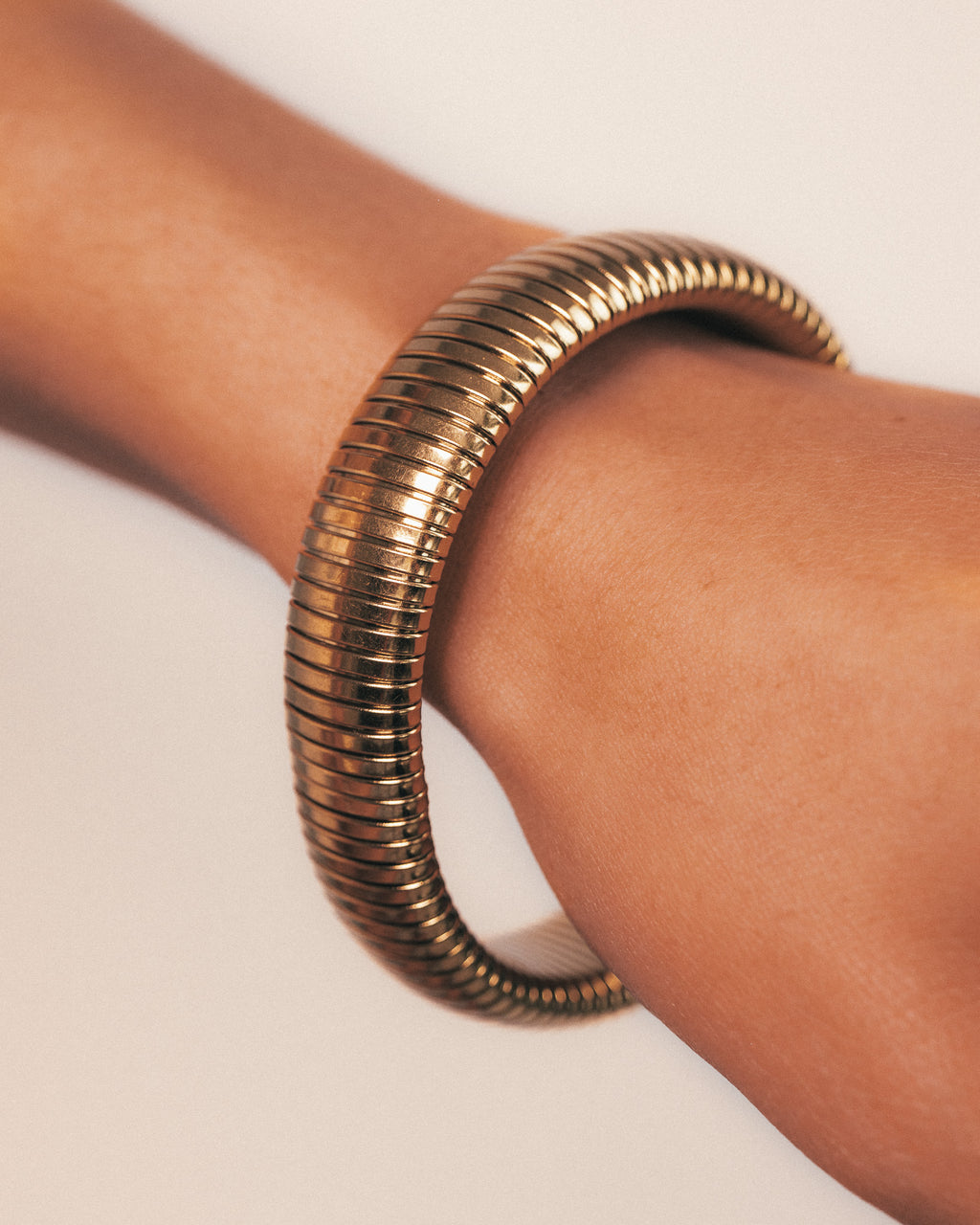 Ribbed Stretch Bangle