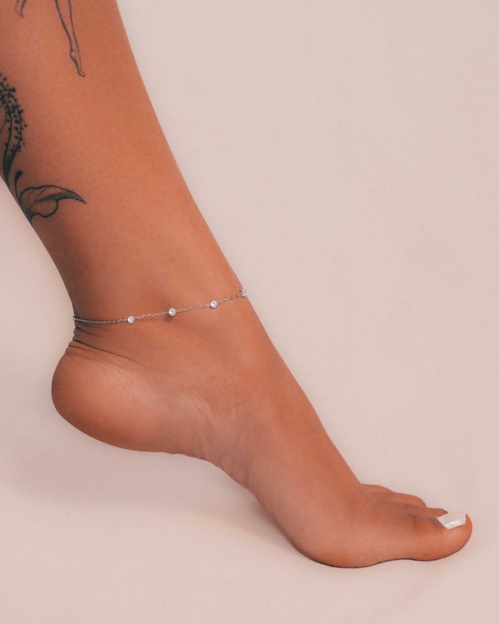 Dainty Gold Bezel Anklet