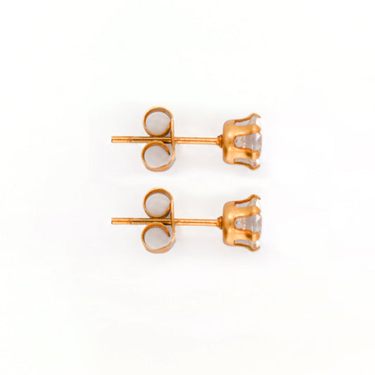 Zircon Stud image 0