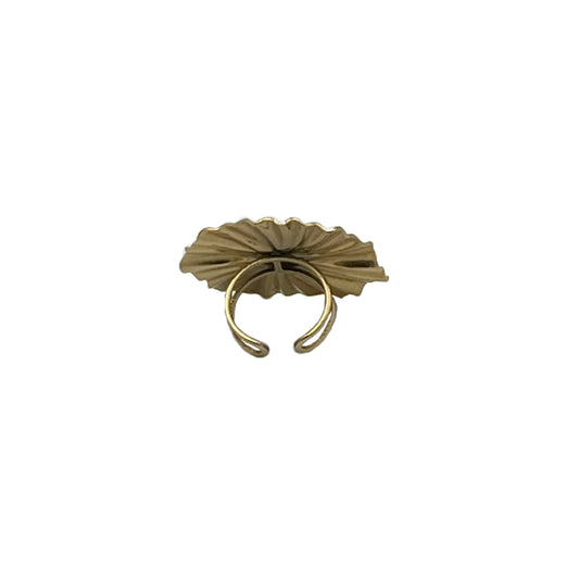 Sculpted Petal Ring image 1