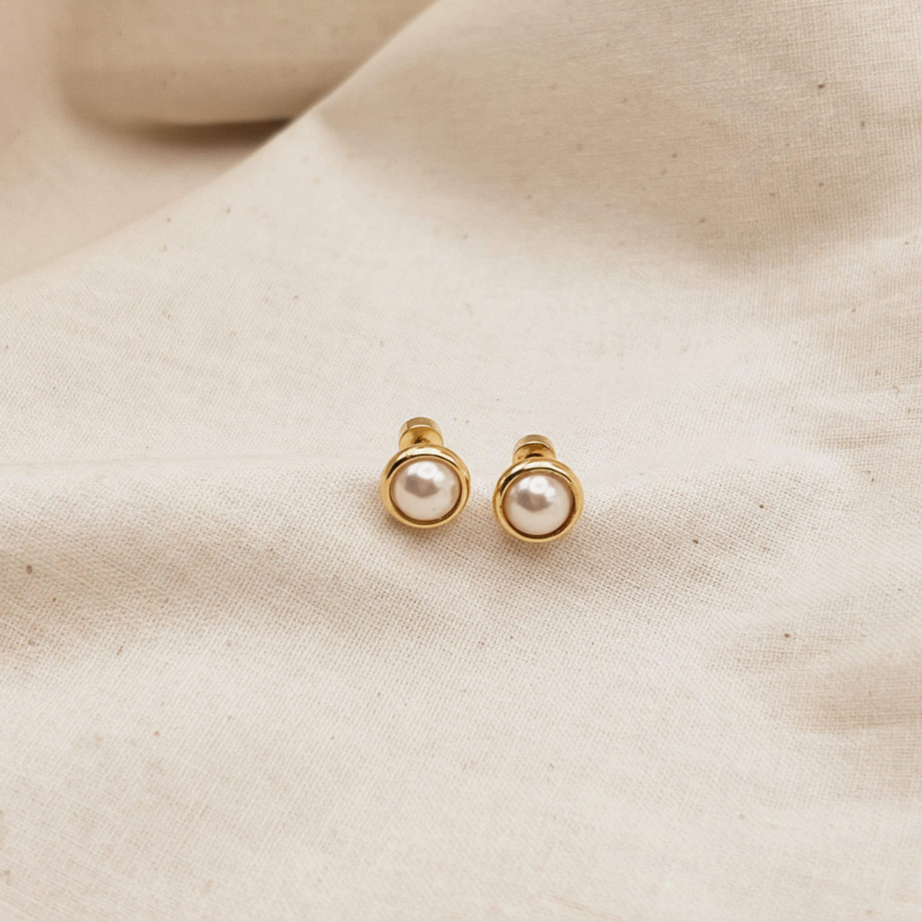 Beveled Pearl Stud Earrings